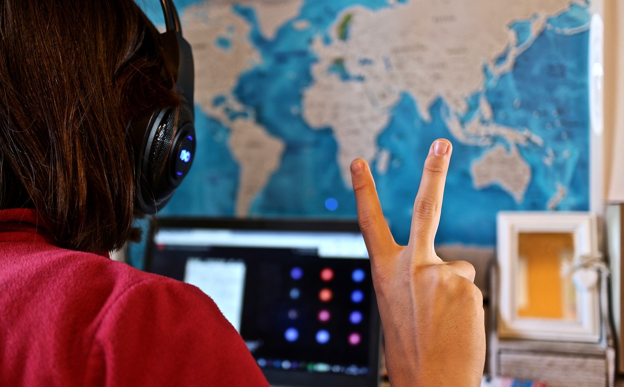 Protecting Your Child’s Identity Online – Here’s How